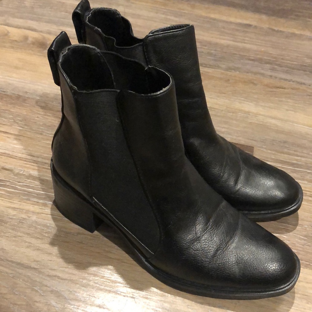 Zara black Chelsea boots